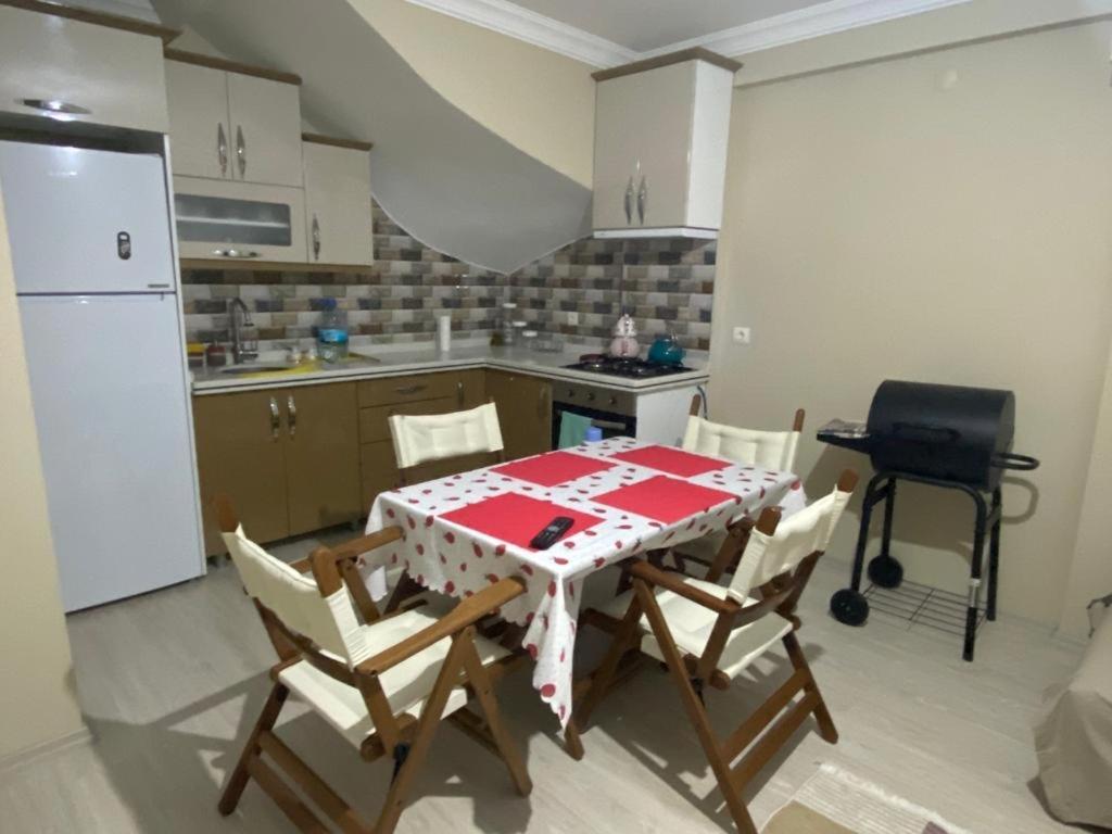 Candarli Little Sweet House Δεκελί Εξωτερικό φωτογραφία
